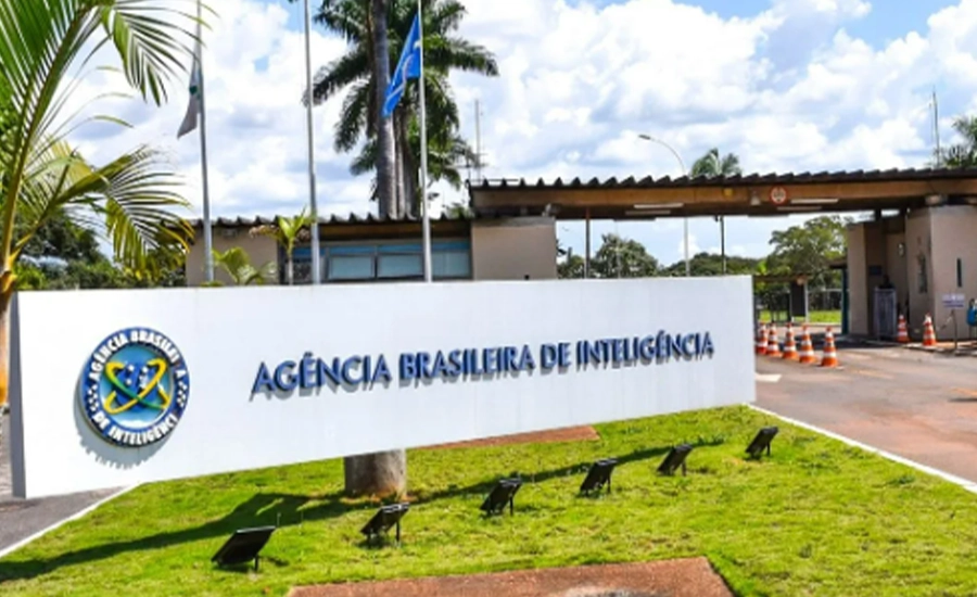 Agência Brasileira de Inteligência (Abin) demite três funcionários alvo de investigação pela Polícia Federal