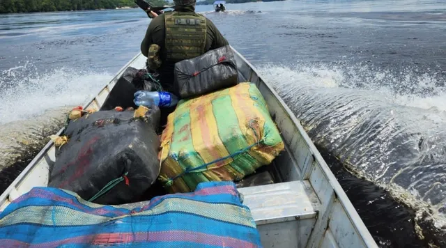 Colombianos são detidos com 600 kg de maconha skunk no interior do Amazonas