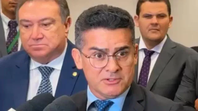 Prefeito anuncia que Manaus receberá recursos de emendas para obras após reunião em Brasília