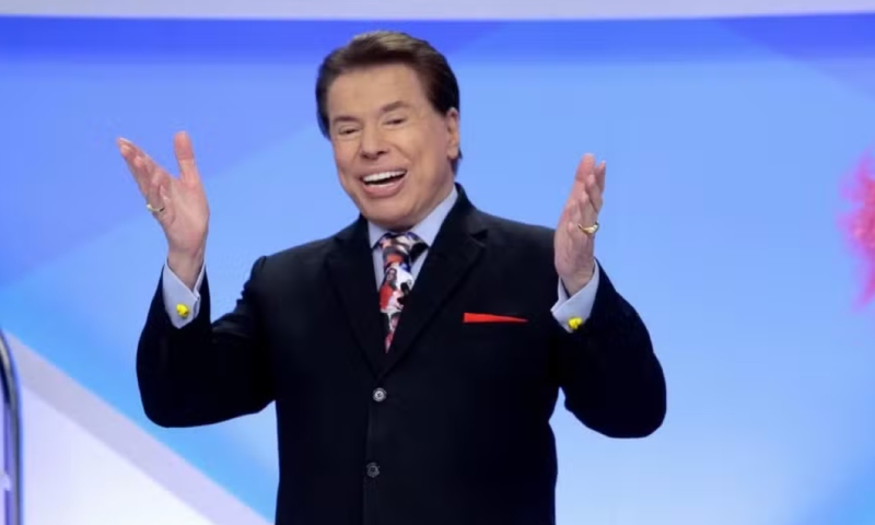 Silvio Santos é novamente internado em hospital paulista