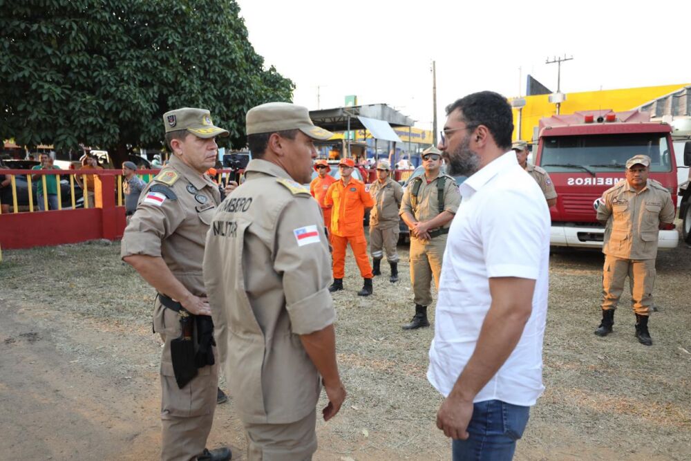 Wilson Lima visita Humaitá para avaliar terreno de novo posto do Corpo de Bombeiros