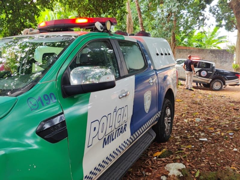 Homem é achado sem vida com pistola na cintura no Amazonas