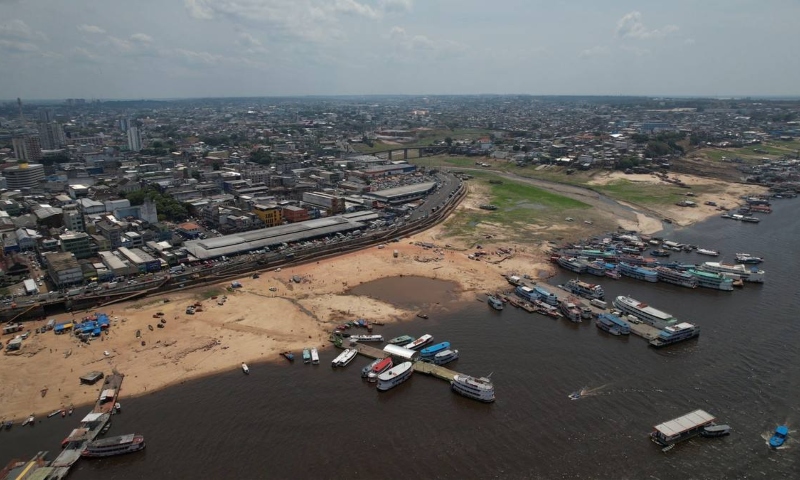 Rio Negro sobe mais de 30 centímetros em uma semana e atinge 12,53 metros em Manaus