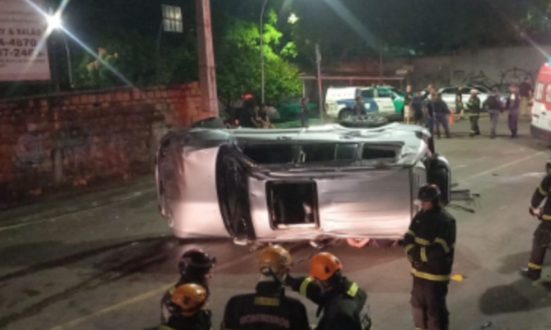 Tragédia em Manaus: Jovem perde a vida em acidente ao ter pescoço fraturado em teto solar durante passeio